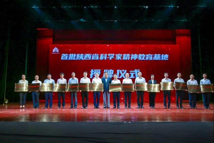 圖11.jpg
